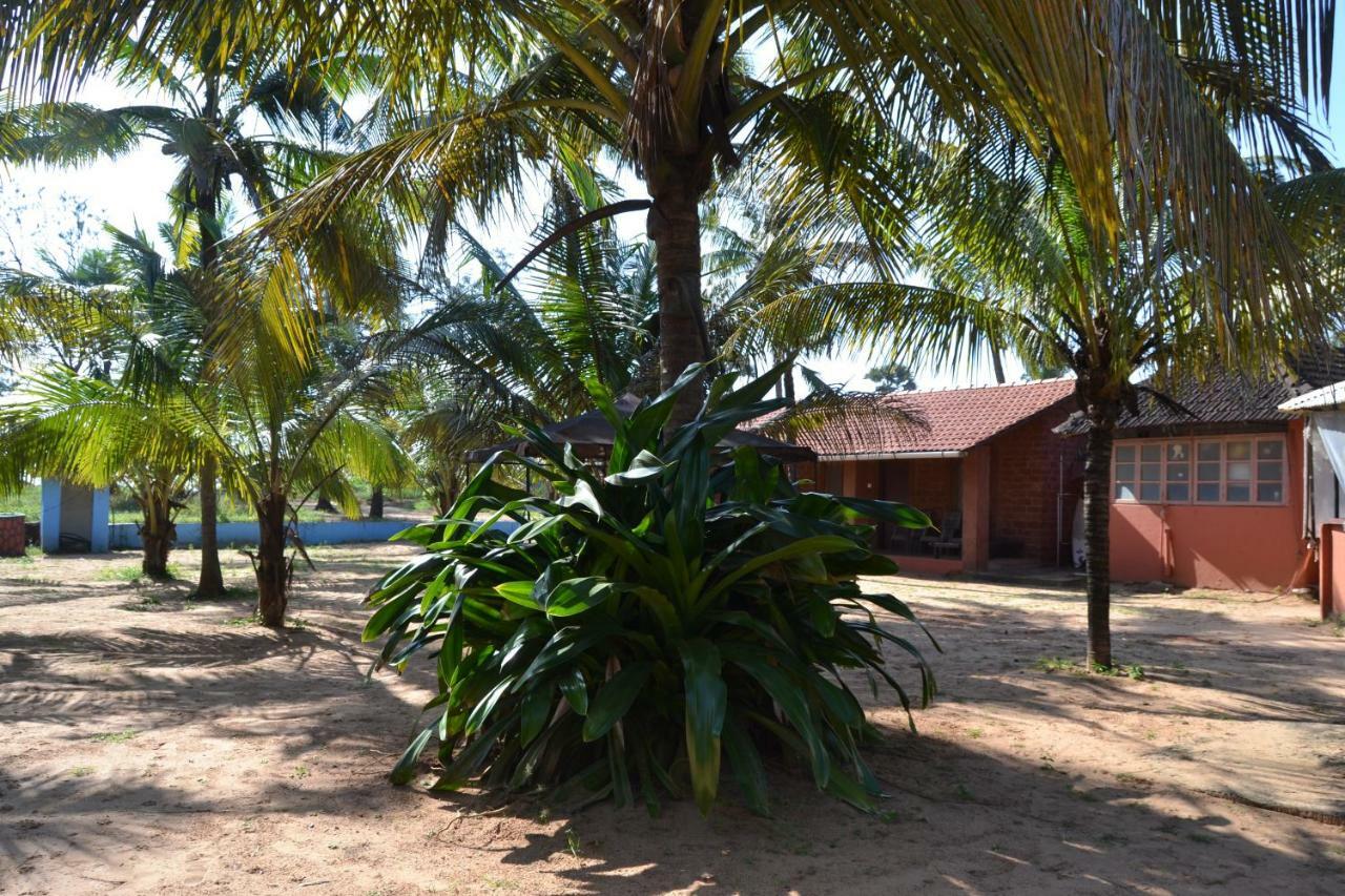 O Camarao Hotel Calangute Exterior foto